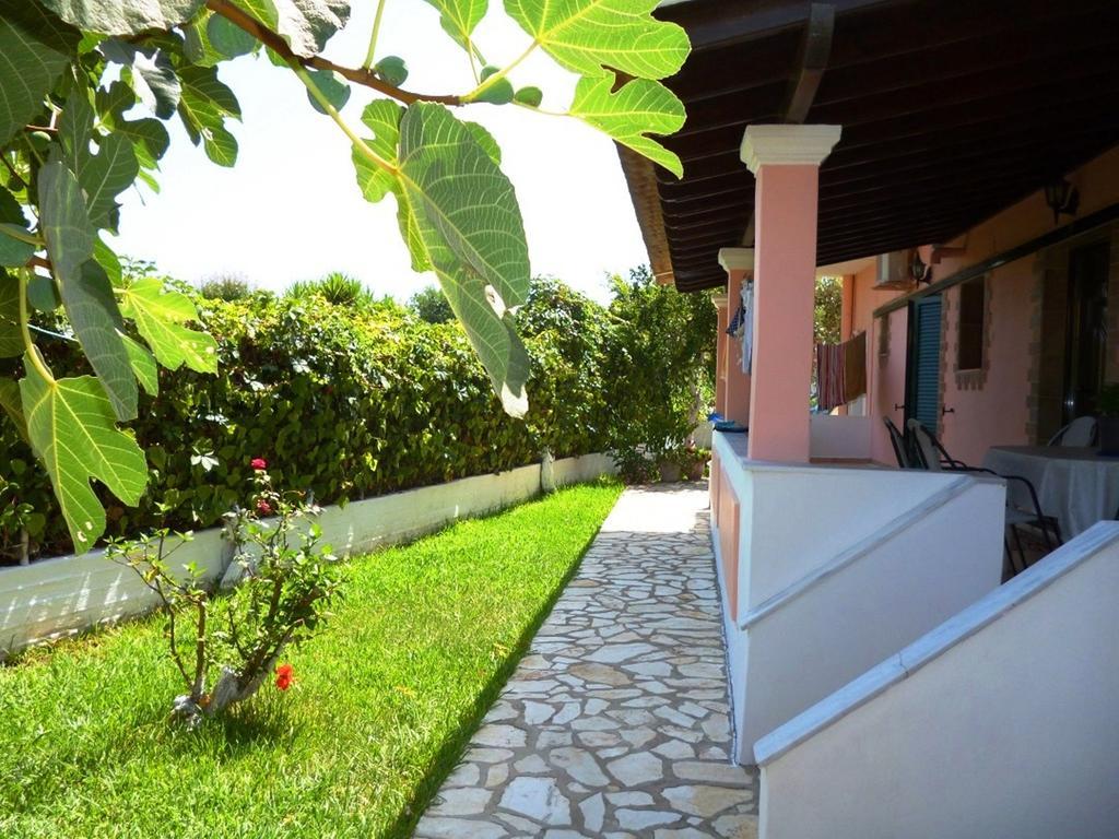 Gerekos Studios And Apartments Agios Georgios  Exterior photo